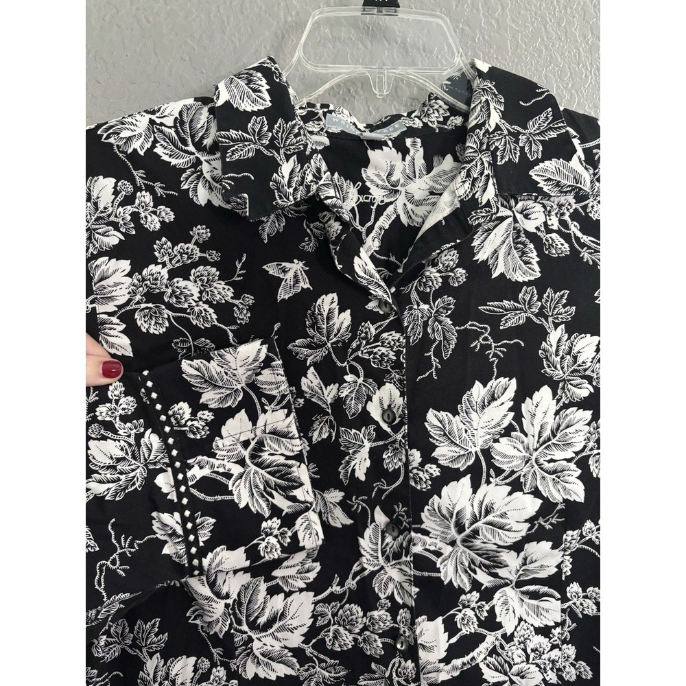 Foxcroft Wrinkle Free Fitted Shirt 16 Black White Floral Cotton Button Down - Picture 4 of 7
